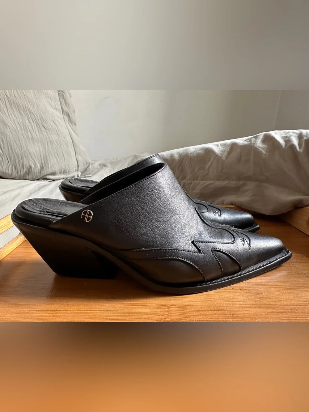 Anine Bing western mule